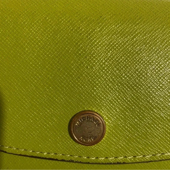 Michael kors green saffiano leather wallet - Picture 3 of 8